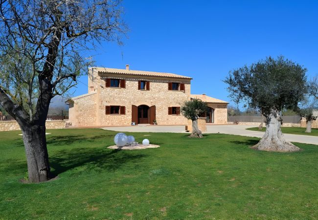Country house in Buger - Son Costa 065 wonderful finca with private pool, children's area, air conditioning and barbecue Country house in Buger - Son Costa 065 wonderful finca with private pool, children's area, air conditioning and barbecue