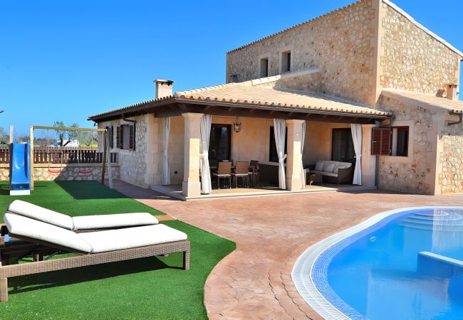 Beautiful finca with pool. Majorca