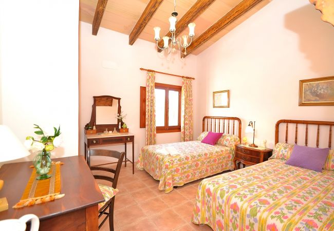 Country house in Ariany - Sa Rota 078 fantastic finca with private pool, garden, ping pong and fibre optics Country house in Ariany - Sa Rota 078 fantastic finca with private pool, garden, ping pong and fibre optics
