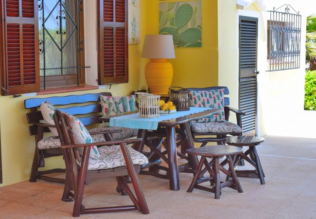 Country house in Santa Margalida - Can Burguet 099 charming finca in the countryside with beautiful garden, private pool and WiFi Country house in Santa Margalida - Can Burguet 099 charming finca in the countryside with beautiful garden, private pool and WiFi