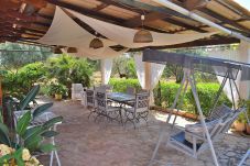 Country house in Buger - Sa Figuera Blanca 115 cosy finca with private swimming pool, garden, terrace, barbecue and WiFi