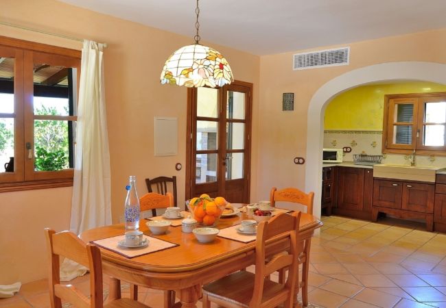 Country house in Sineu - Finca Son Rossinyol 128 by Mallorca Charme Country house in Sineu - Finca Son Rossinyol 128 by Mallorca Charme