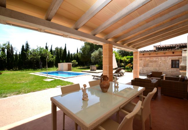 Country house in Alcúdia - Els Olivers 138 rustic finca with private swimming pool, air conditioning, terrace and barbecue Country house in Alcúdia - Els Olivers 138 rustic finca with private swimming pool, air conditioning, terrace and barbecue