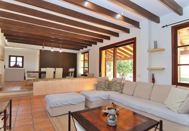 Country house in Binissalem - Es Triquet 151 cosy villa with private pool, terrace, BBQ and WiFi Country house in Binissalem - Es Triquet 151 cosy villa with private pool, terrace, BBQ and WiFi