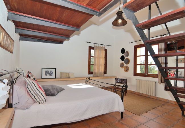 Country house in Binissalem - Es Triquet 151 cosy villa with private pool, terrace, BBQ and WiFi Country house in Binissalem - Es Triquet 151 cosy villa with private pool, terrace, BBQ and WiFi