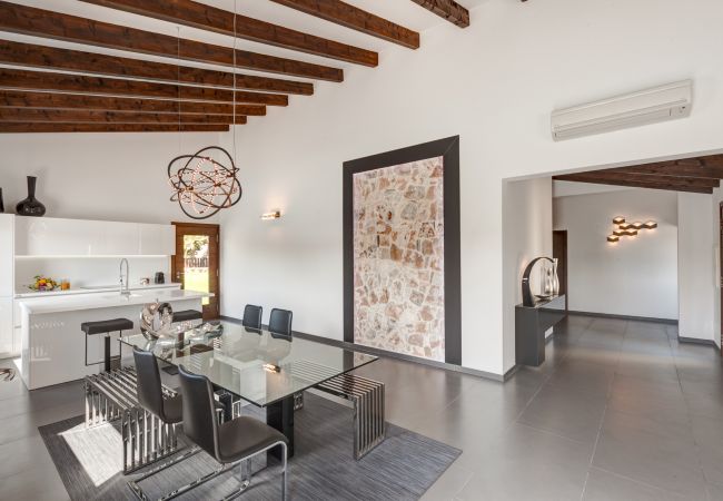Country house in Llubi - Son Calet 156 modern villa with private pool, garden, barbecue area and air-conditioning Country house in Llubi - Son Calet 156 modern villa with private pool, garden, barbecue area and air-conditioning