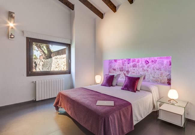 Country house in Llubi - Son Calet 156 modern villa with private pool, garden, barbecue area and air-conditioning Country house in Llubi - Son Calet 156 modern villa with private pool, garden, barbecue area and air-conditioning