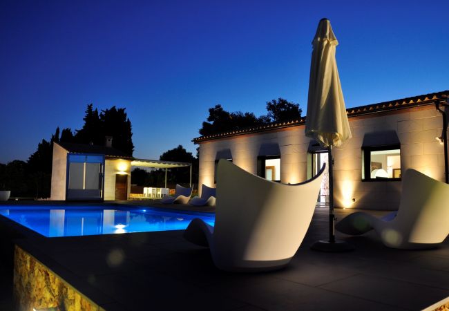 Country house in Llubi - Son Calet 156 modern villa with private pool, garden, barbecue area and air-conditioning Country house in Llubi - Son Calet 156 modern villa with private pool, garden, barbecue area and air-conditioning