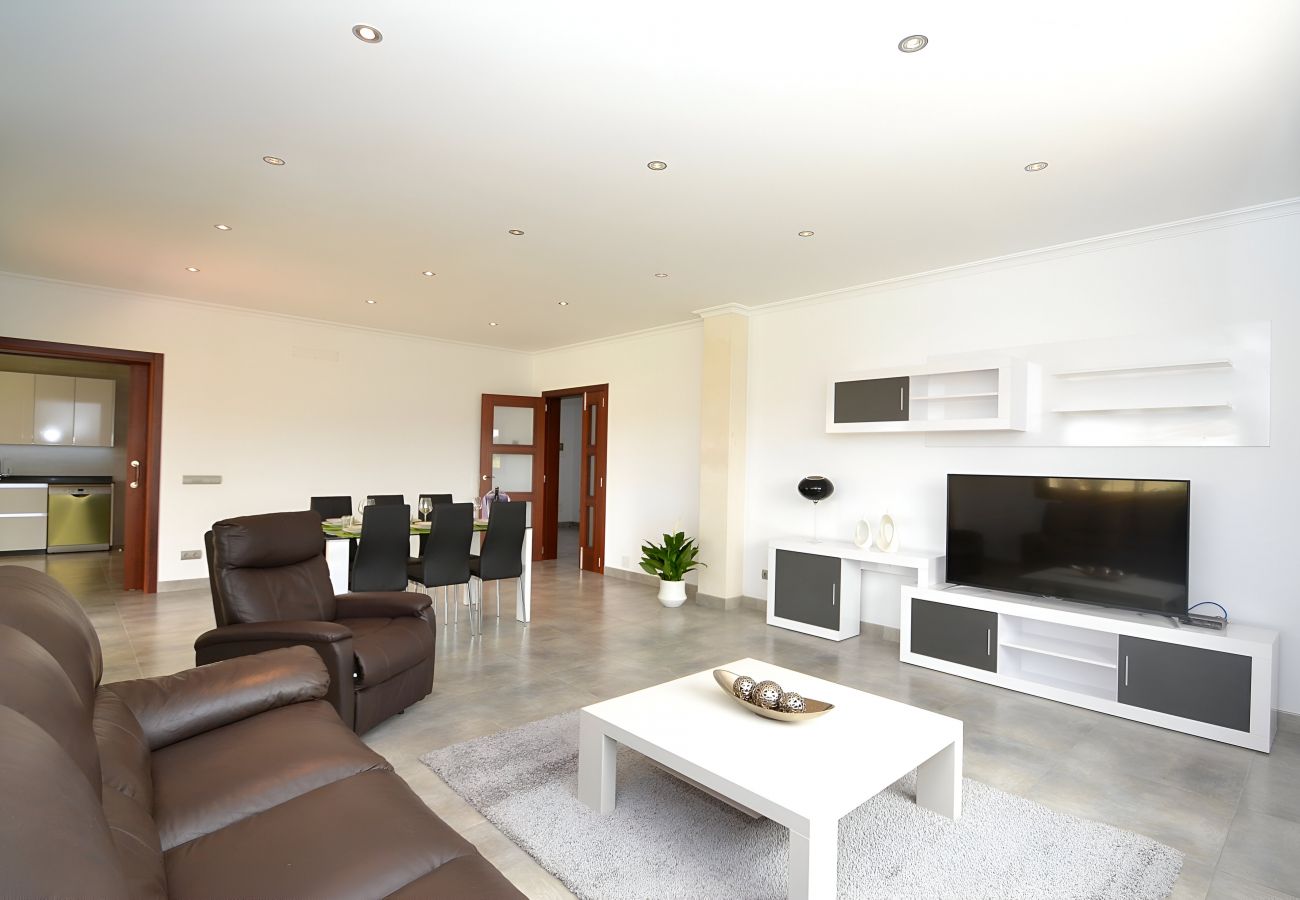 Country house in Muro - Flor de Sal 178 majestic modern villa with private pool, air-conditioning and BBQ Country house in Muro - Flor de Sal 178 majestic modern villa with private pool, air-conditioning and BBQ