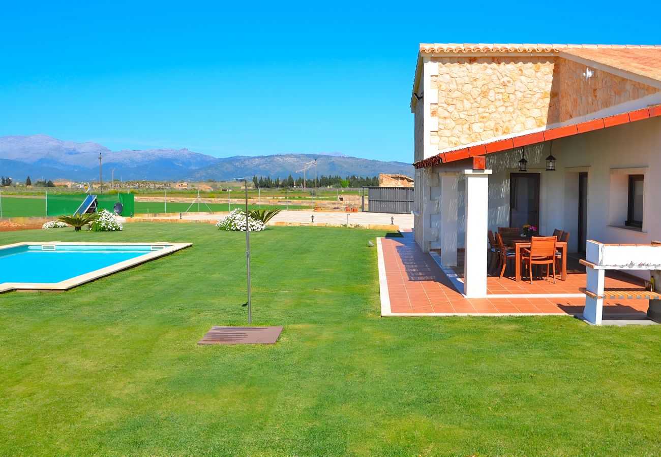 Country house in Muro - Flor de Sal 178 majestic modern villa with private pool, air-conditioning and BBQ Country house in Muro - Flor de Sal 178 majestic modern villa with private pool, air-conditioning and BBQ