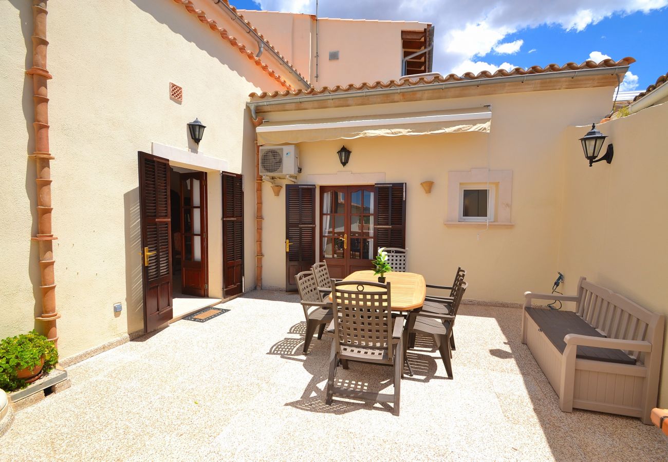 House in Buger - Ca n'Aina Canta 064 cosy village house with pool, terrace, barbecue and air-conditioningnd air-conditioning House in Buger - Ca n'Aina Canta 064 cosy village house with pool, terrace, barbecue and air-conditioningnd air-conditioning