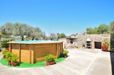 Country house in Llubi - Son Rossignol 193 finca with private swimming pool, large terrace, barbecue and WiFi