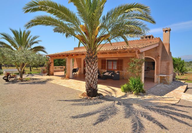 Country house in Santa Margalida - Sa Caseta de Son Morro 230 magnificent finca with private pool, terrace and air-conditioning Country house in Santa Margalida - Sa Caseta de Son Morro 230 magnificent finca with private pool, terrace and air-conditioning
