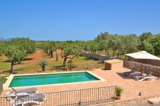 Country house in Santa Margalida - Sa Caseta de Son Morro 230 magnificent finca with private pool, terrace and air-conditioning