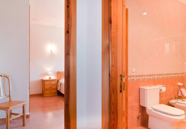 Country house in Felanitx - Son Mas 402 wonderful rustic finca with private pool, terrace, garden and air conditioning Country house in Felanitx - Son Mas 402 wonderful rustic finca with private pool, terrace, garden and air conditioning