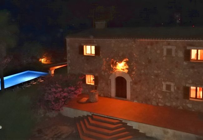 Country house in Felanitx - Son Mas 402 wonderful rustic finca with private pool, terrace, garden and air conditioning Country house in Felanitx - Son Mas 402 wonderful rustic finca with private pool, terrace, garden and air conditioning