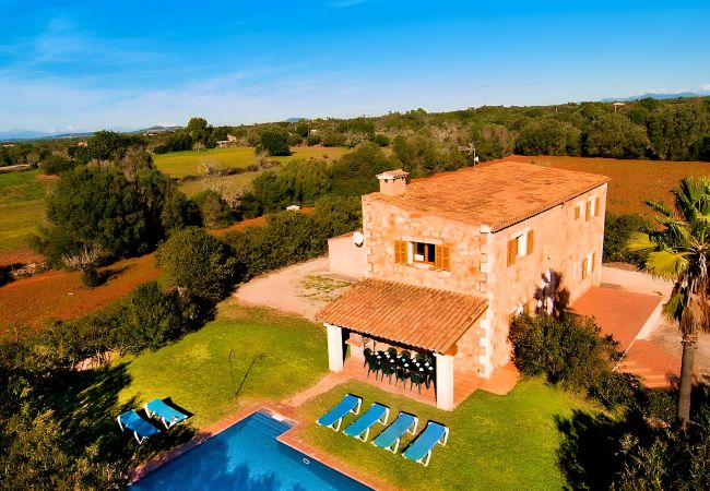 Country house in Felanitx - Son Mas 402 wonderful rustic finca with private pool, terrace, garden and air conditioning Country house in Felanitx - Son Mas 402 wonderful rustic finca with private pool, terrace, garden and air conditioning