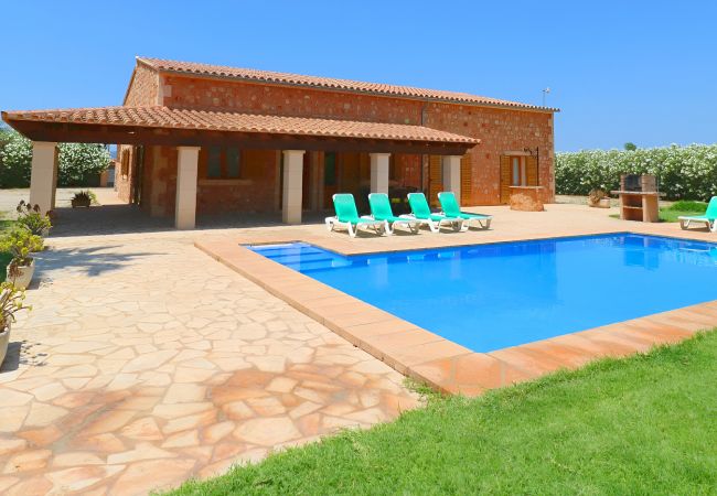 Country house in Campos - Sa Vinya 405 fantastic rustic finca with private pool, terrace, garden and air conditioning Country house in Campos - Sa Vinya 405 fantastic rustic finca with private pool, terrace, garden and air conditioning