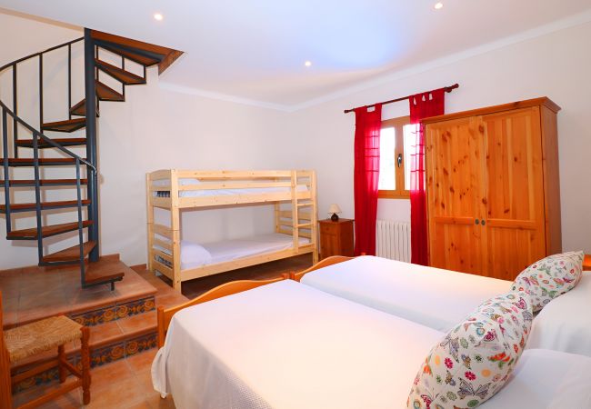 Country house in Campos - Can Palea 407 finca with private pool with garden, terrace, barbecue and WiFi Country house in Campos - Can Palea 407 finca with private pool with garden, terrace, barbecue and WiFi
