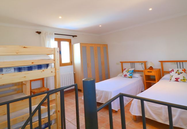 Country house in Campos - Can Palea 407 finca with private pool with garden, terrace, barbecue and WiFi Country house in Campos - Can Palea 407 finca with private pool with garden, terrace, barbecue and WiFi