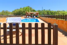 Country house in Campos - Alcoraia 408 traditional finca with private pool, terrace, barbecue and air conditioning