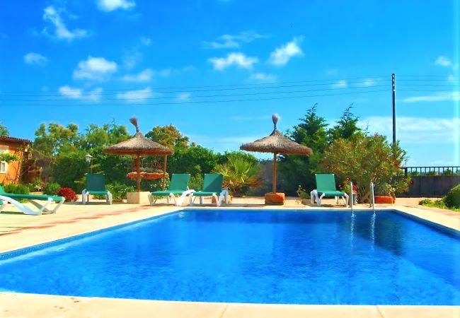 Country house in Campos - Can Bril 409 rustic finca with private pool, terrace, garden and WiFi Country house in Campos - Can Bril 409 rustic finca with private pool, terrace, garden and WiFi
