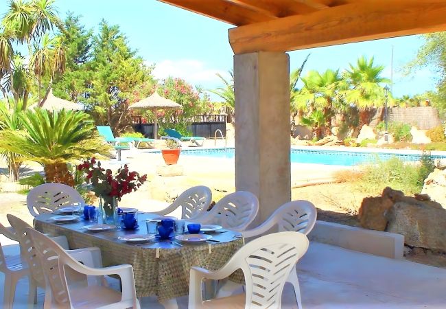 Country house in Campos - Can Bril 409 rustic finca with private pool, terrace, garden and WiFi Country house in Campos - Can Bril 409 rustic finca with private pool, terrace, garden and WiFi