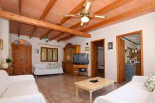 Country house in Campos - Can Bril 409 rustic finca with private pool, terrace, garden and WiFi