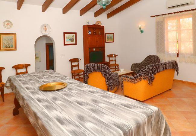 Country house in Campos - Can Crestall 414 rustic finca with private pool, air conditioning, garden and barbecue Country house in Campos - Can Crestall 414 rustic finca with private pool, air conditioning, garden and barbecue
