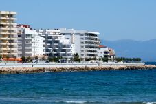 Apartment in L'Escala - APARTMENT PASSEIG DEL MAR  1