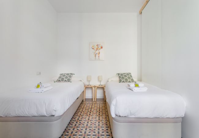 Apartment in Barcelona - Flateli Rosselló Apartment in Barcelona - Flateli Rosselló