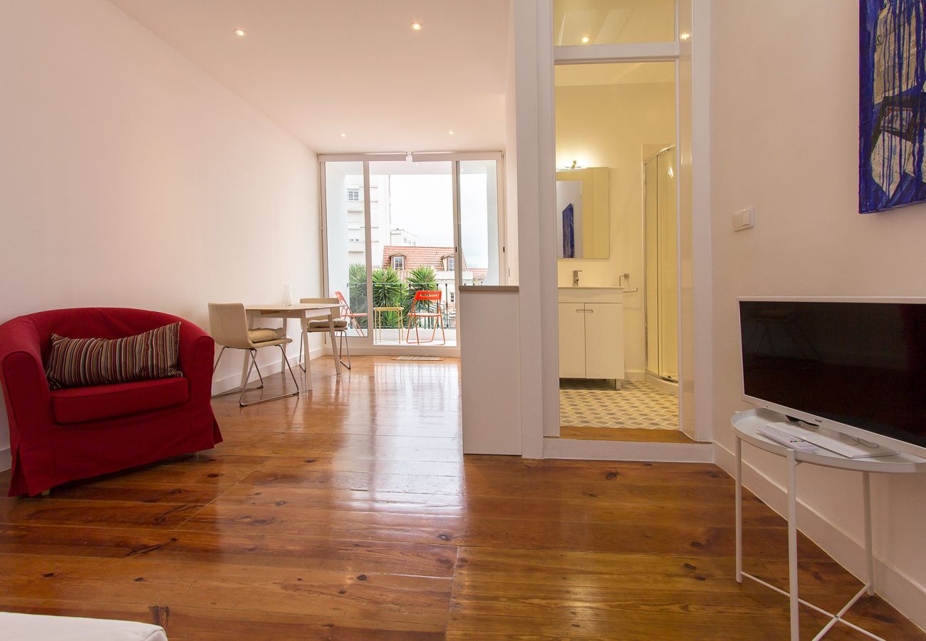 Apartment in Lisbon - SANTA MARTA VIEWS Apartment in Lisbon - SANTA MARTA VIEWS