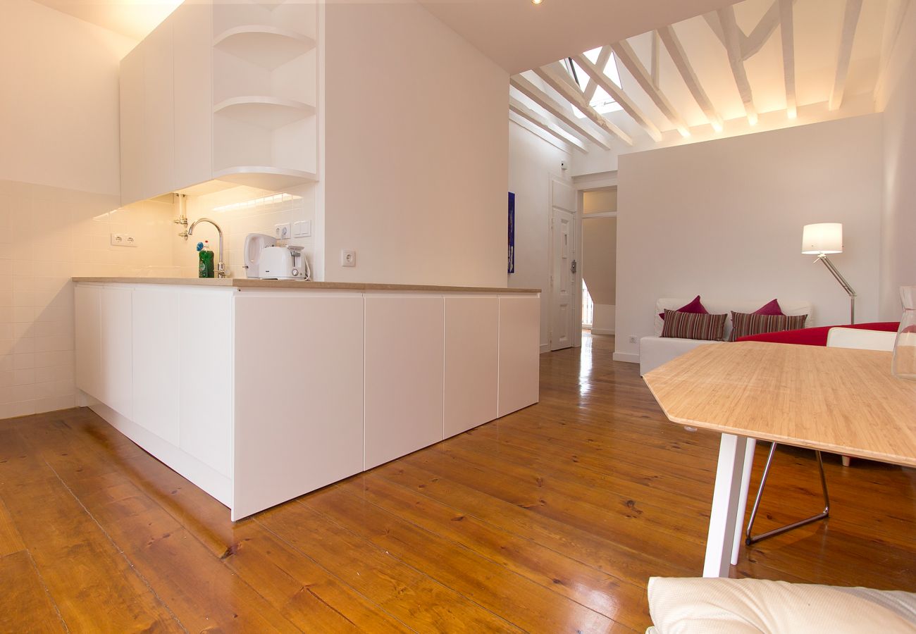 Apartment in Lisbon - SANTA MARTA VIEWS Apartment in Lisbon - SANTA MARTA VIEWS