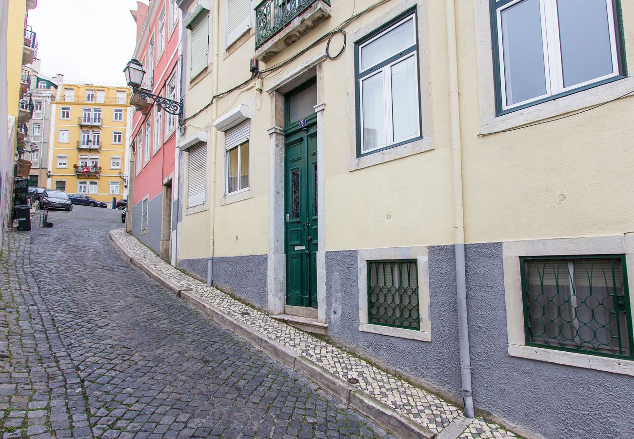 Apartment in Lisbon - SANTA MARTA VIEWS Apartment in Lisbon - SANTA MARTA VIEWS