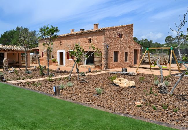 Cottage in Llubi - Can Cortana 005 fantastic finca with private swimming pool, children's area, ping pong and air conditioning Cottage in Llubi - Can Cortana 005 fantastic finca with private swimming pool, children's area, ping pong and air conditioning