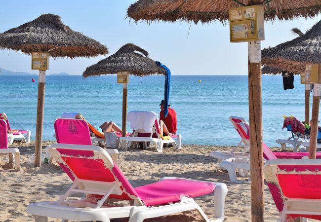 Apartment in Alcúdia - Fantastic 174 magnificent flat on the beach, with balcony, air conditioning and WiFi Apartment in Alcúdia - Fantastic 174 magnificent flat on the beach, with balcony, air conditioning and WiFi