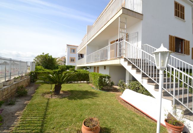Apartment in Alcúdia - Fantastic 174 magnificent flat on the beach, with balcony, air conditioning and WiFi Apartment in Alcúdia - Fantastic 174 magnificent flat on the beach, with balcony, air conditioning and WiFi