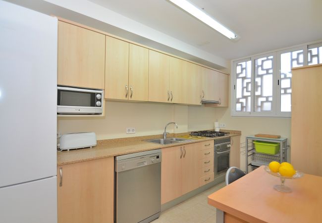 Apartment in Alcúdia - Fantastic 174 magnificent flat on the beach, with balcony, air conditioning and WiFi Apartment in Alcúdia - Fantastic 174 magnificent flat on the beach, with balcony, air conditioning and WiFi