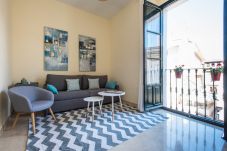 Apartment in Seville - Hommyhome San Isidoro 