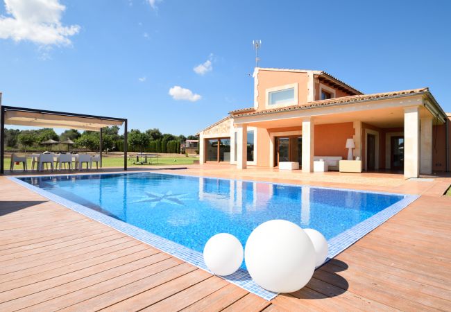 Villa in Muro - Son Morei de les Penyes 007 luxurious villa with private pool, jacuzzi, ping pong, barbecue and air conditioning Villa in Muro - Son Morei de les Penyes 007 luxurious villa with private pool, jacuzzi, ping pong, barbecue and air conditioning