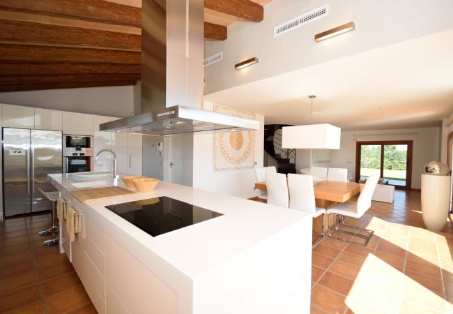 Villa in Muro - Son Morei de les Penyes 007 luxurious villa with private pool, jacuzzi, ping pong, barbecue and air conditioning Villa in Muro - Son Morei de les Penyes 007 luxurious villa with private pool, jacuzzi, ping pong, barbecue and air conditioning