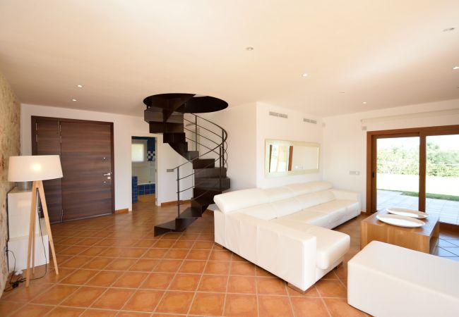 Villa in Muro - Son Morei de les Penyes 007 luxurious villa with private pool, jacuzzi, ping pong, barbecue and air conditioning Villa in Muro - Son Morei de les Penyes 007 luxurious villa with private pool, jacuzzi, ping pong, barbecue and air conditioning