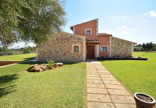 Villa in Muro - Son Morei de les Penyes 007 luxurious villa with private pool, jacuzzi, ping pong, barbecue and air conditioning Villa in Muro - Son Morei de les Penyes 007 luxurious villa with private pool, jacuzzi, ping pong, barbecue and air conditioning