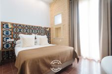 Rent by room in Seville - Casa Assle Suite Balconies 1