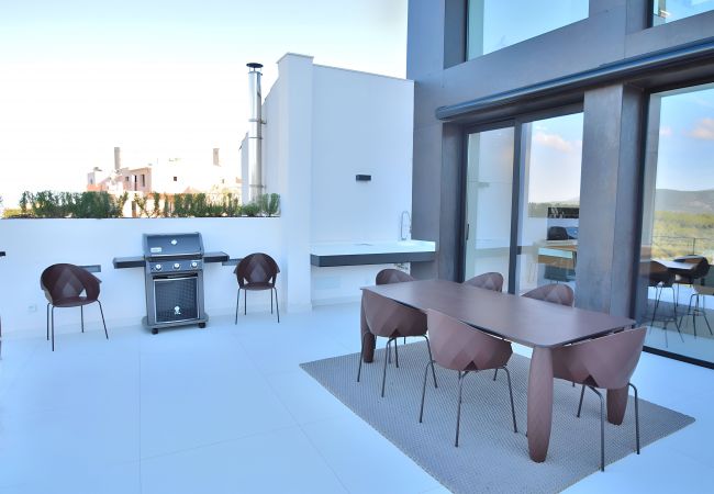 House in Buger - Montblau 049 exclusive villa with private swimming pool, jacuzzi, barbecue and air conditioning House in Buger - Montblau 049 exclusive villa with private swimming pool, jacuzzi, barbecue and air conditioning