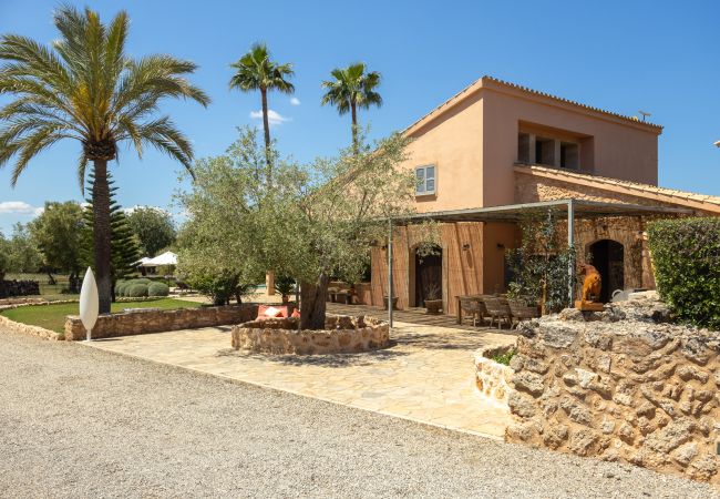 Villa in Muro - Casa Nuria 019 fantastic finca with private pool, terrace, garden and billiard Villa in Muro - Casa Nuria 019 fantastic finca with private pool, terrace, garden and billiard