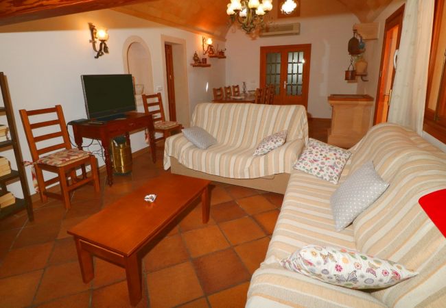 Country house in Campos - Sa Costa 411 rustic finca with private pool, terrace, garden and air conditioning Country house in Campos - Sa Costa 411 rustic finca with private pool, terrace, garden and air conditioning