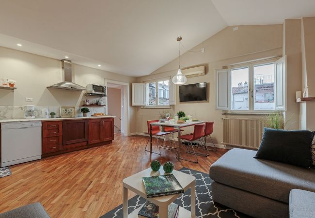 Apartment in Lucca - PANORAMIC TERRACE PENTHOUSE inside the Walls of Lucca Apartment in Lucca - PANORAMIC TERRACE PENTHOUSE inside the Walls of Lucca