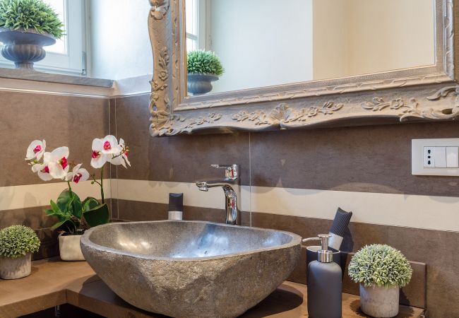 Apartment in Lucca - Ground Floor Historical Gem in the Heart of Lucca Apartment in Lucca - Ground Floor Historical Gem in the Heart of Lucca