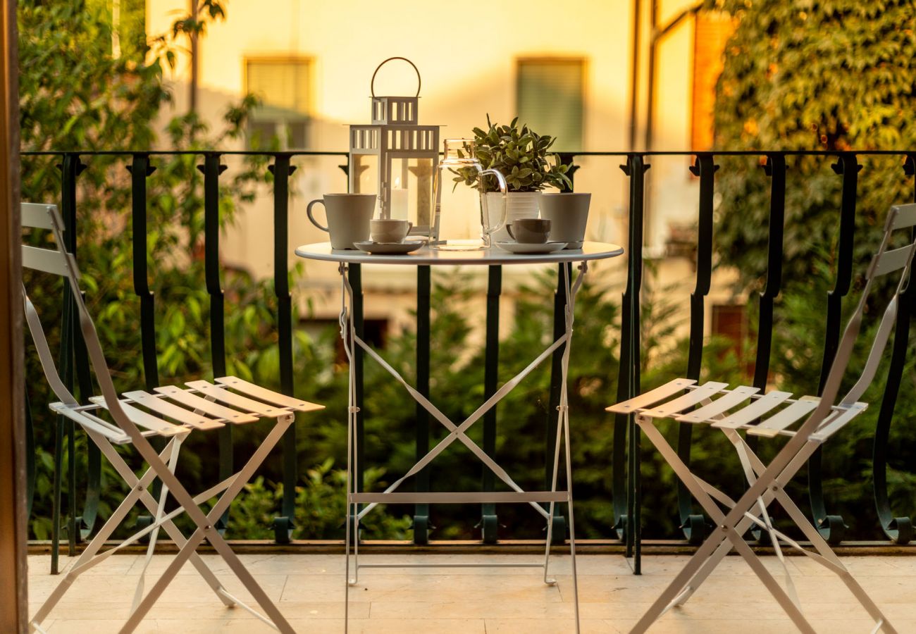 Apartment in Lucca - Contemporary Apartment with Garden and Parking Apartment in Lucca - Contemporary Apartment with Garden and Parking